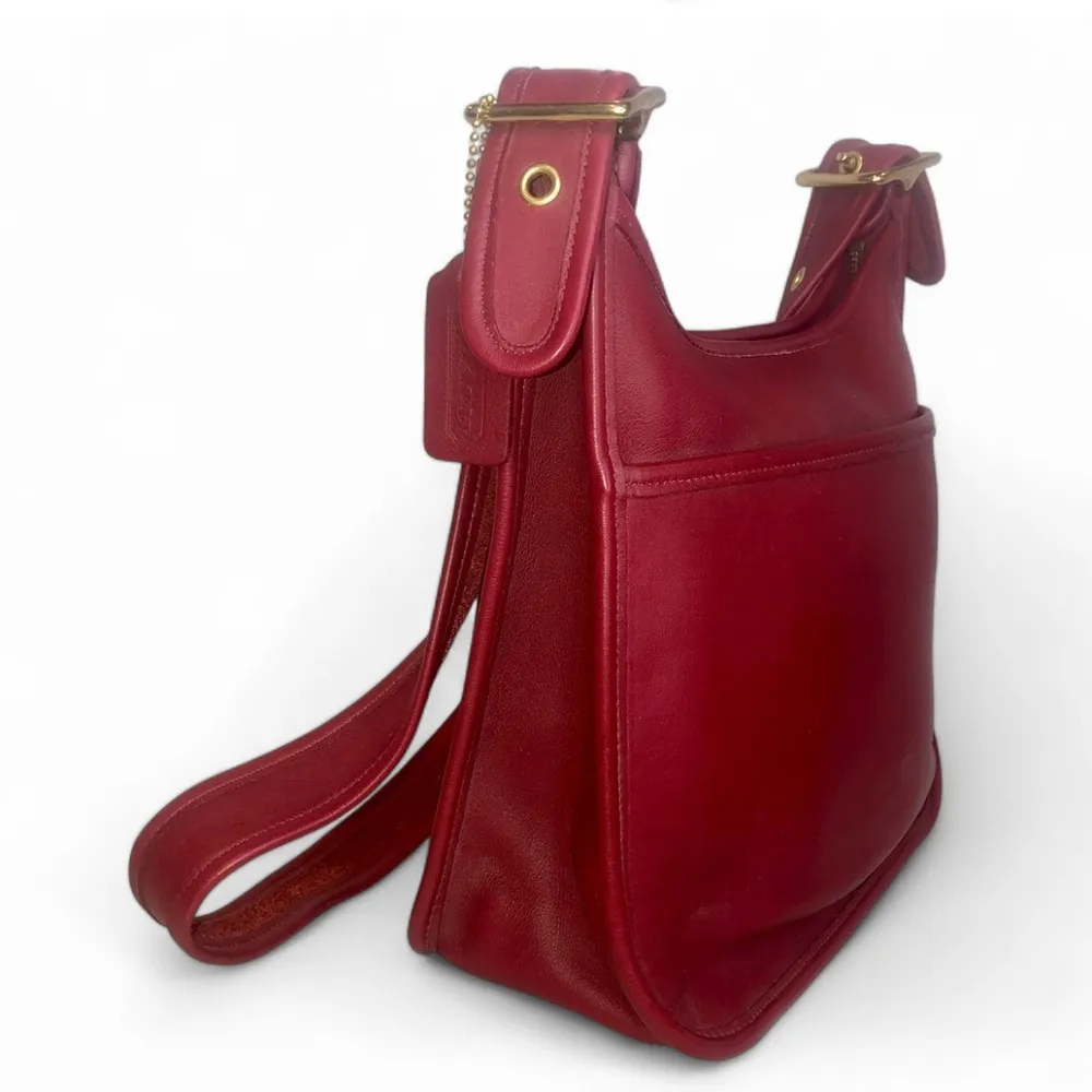 Vintage  Legacy Zip Red Glove-Tanned Leather Shoulder Bag 9966 COA - Image 5