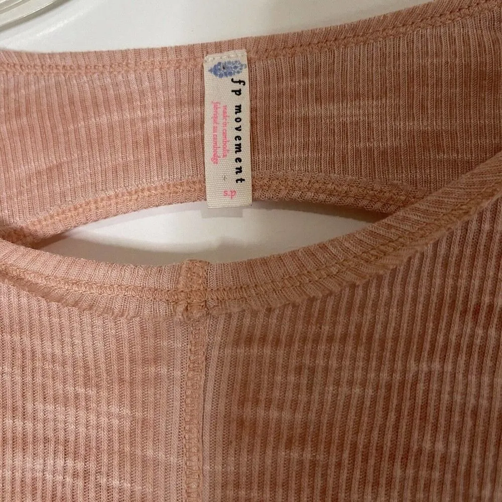 FP Movement Free people ribbed peach pink long sleeve keyhole back shirt SMALL - Image 5