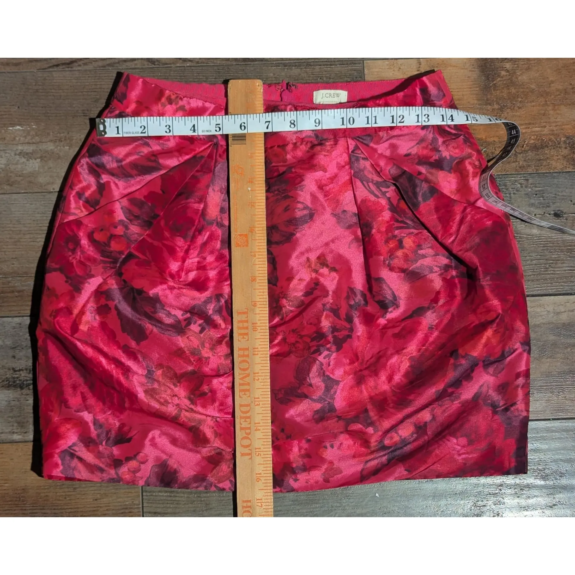 J.Crew Red Pleated Rose Print Mini Skirt - Image 4