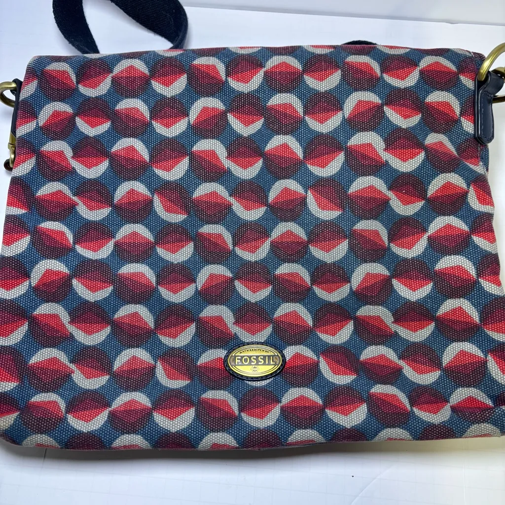 Fossil Explorer Foldover Flap Cotton Tote Shoulder Bag (Red Multi) - Image 12