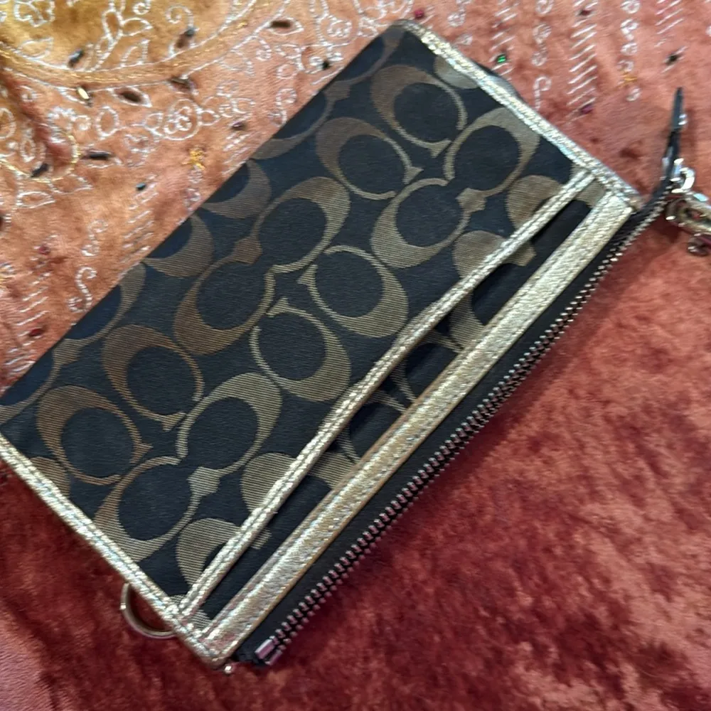Coach Black and Gold Wristlet - Image 6