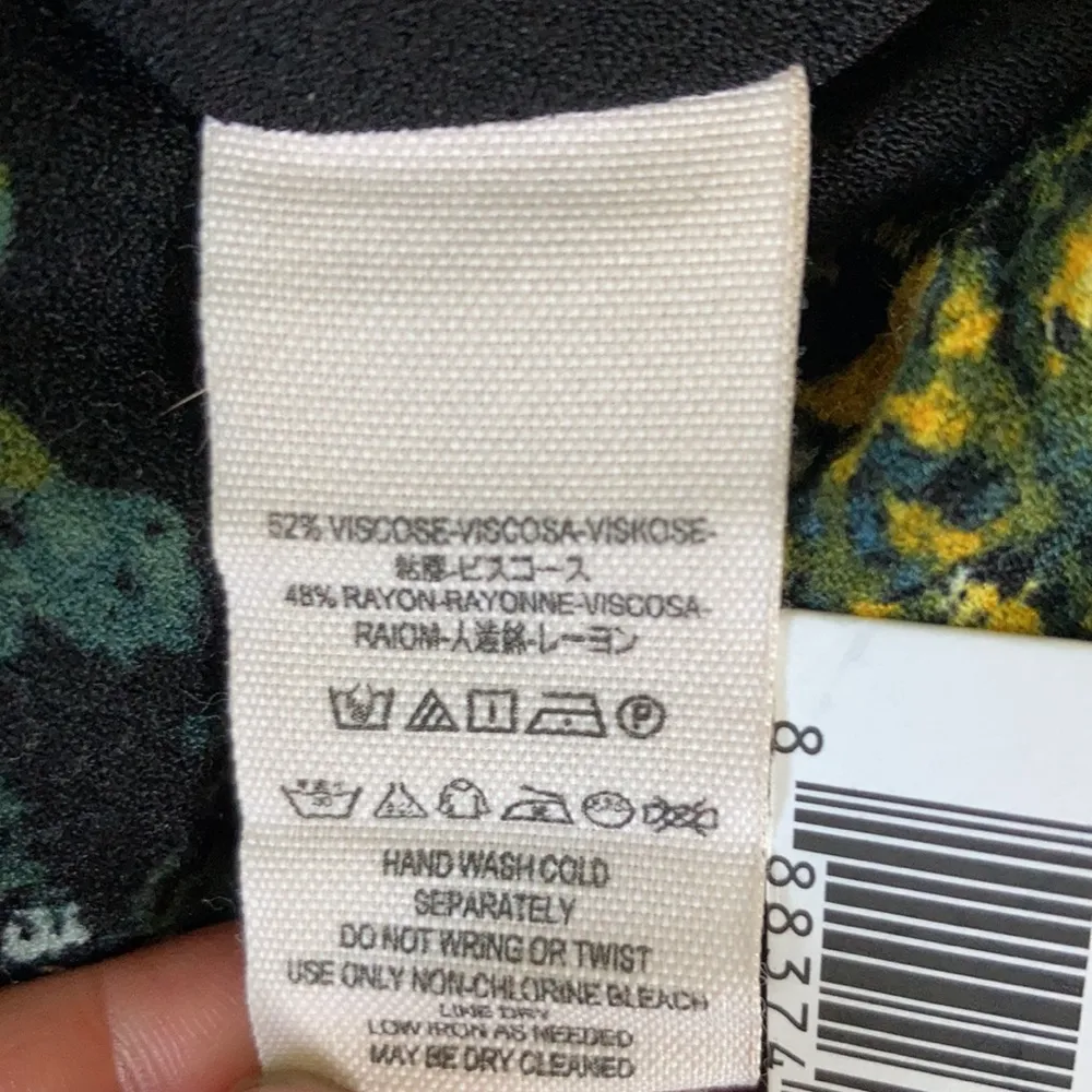 Free People NWT Fiona Flutter Shorts - Image 3