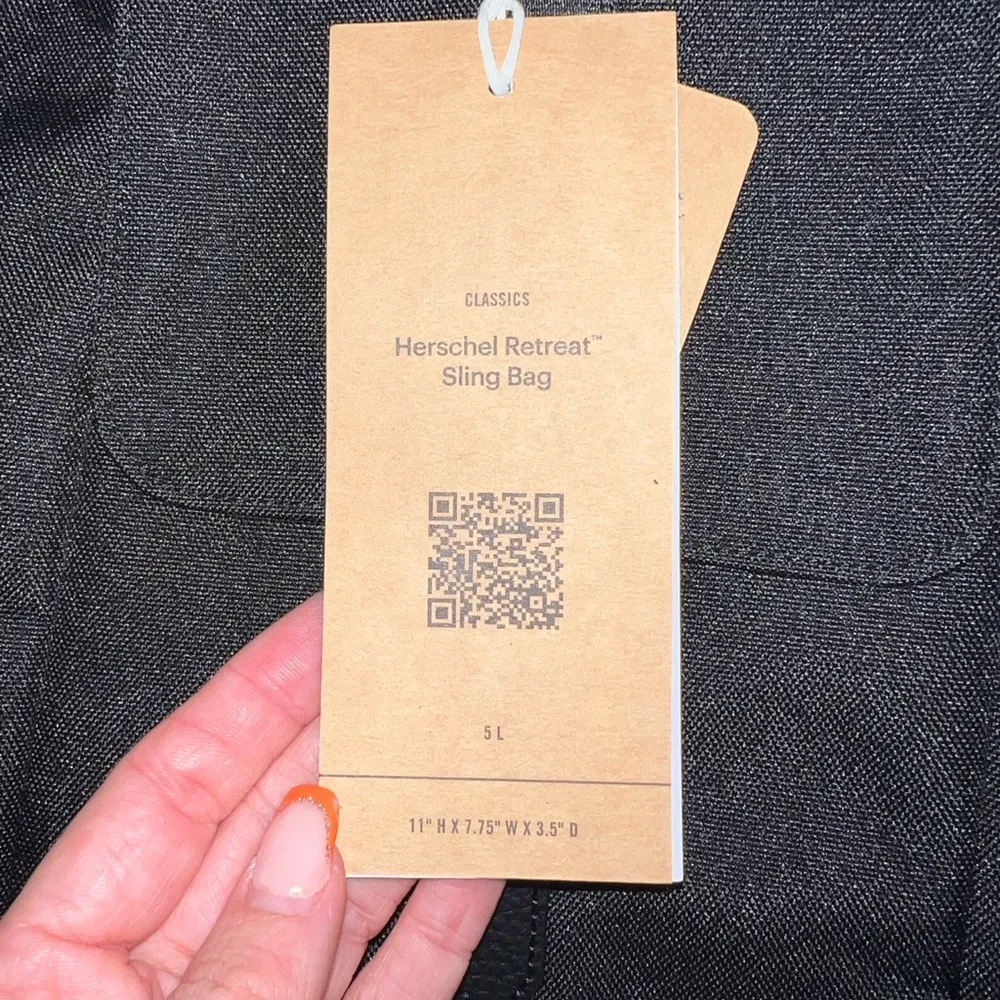 Herschel Retreat Sling bag NWT
Black winter plaid - Image 2