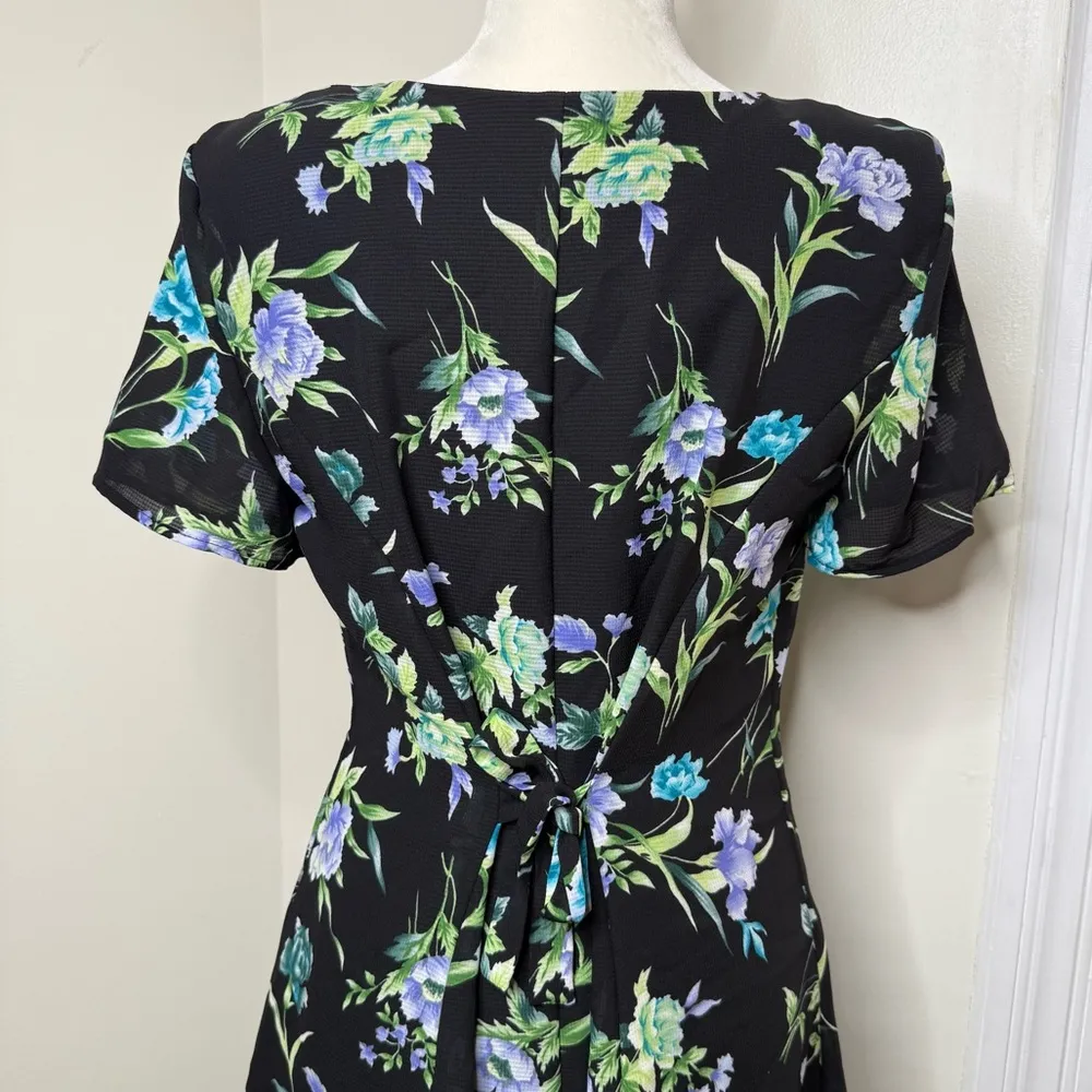 Vintage 90s Dark Floral Layered Dress Woman’s Size 10 Short Sleeve Scoop Neck Black - Image 12