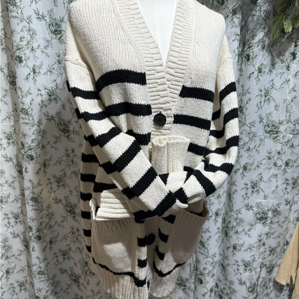 American eagle button down cardigan - Image 3