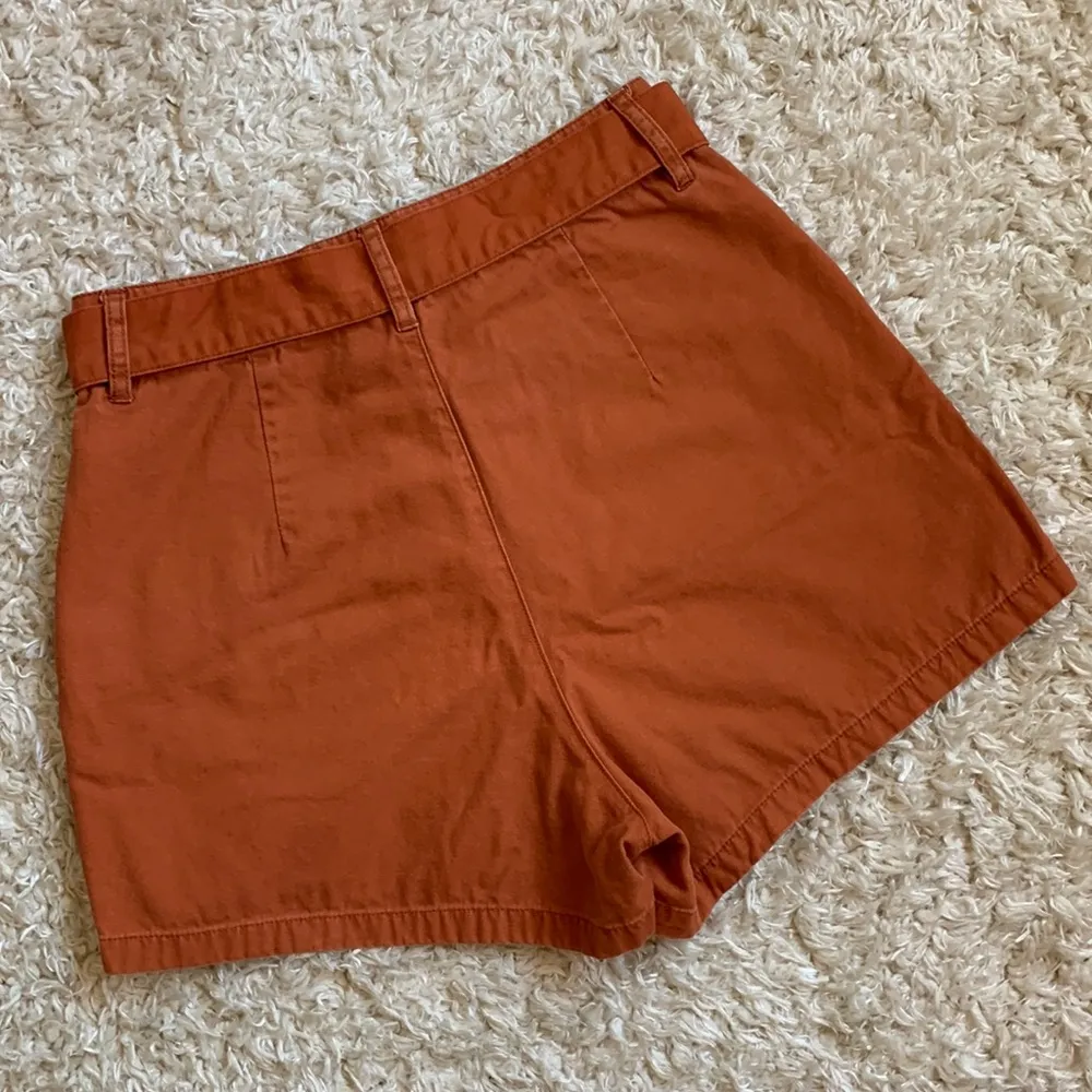 Roxy burnt orange shorts - Image 4