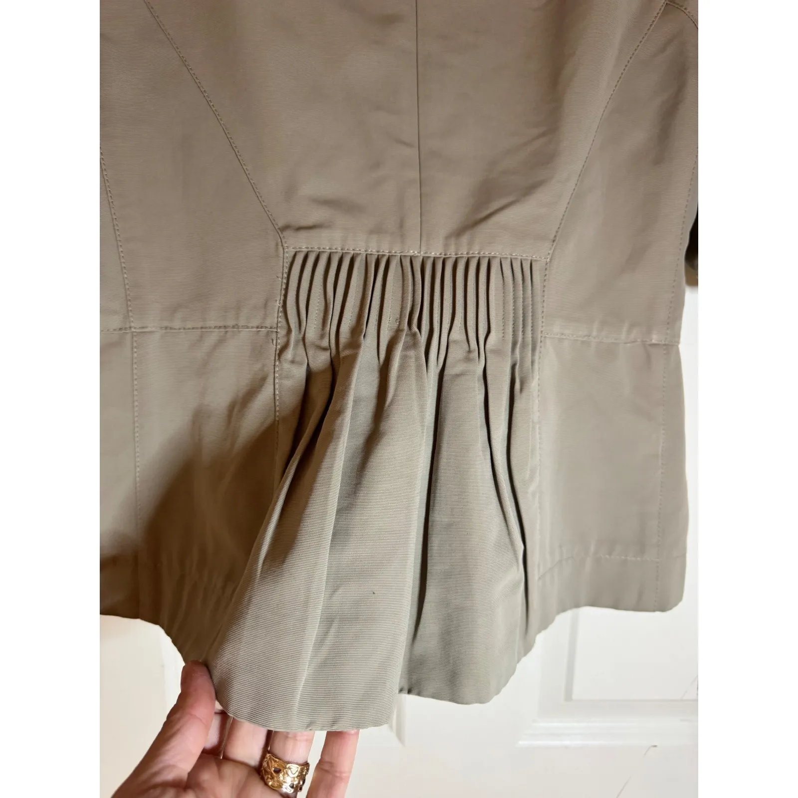 Ann Taylor Short Sleeve Peplum Jacket – Taupe Khaki, Pleated Back, Size 10 - Image 6