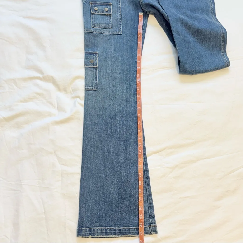 Valley Low Rise Flared Leg Cargo Jeans Size 34 Blue - Image 10
