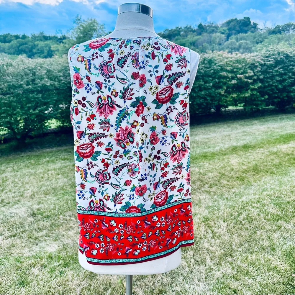 Rose + Olive women's multi colored floral sleeveless top - Image 13