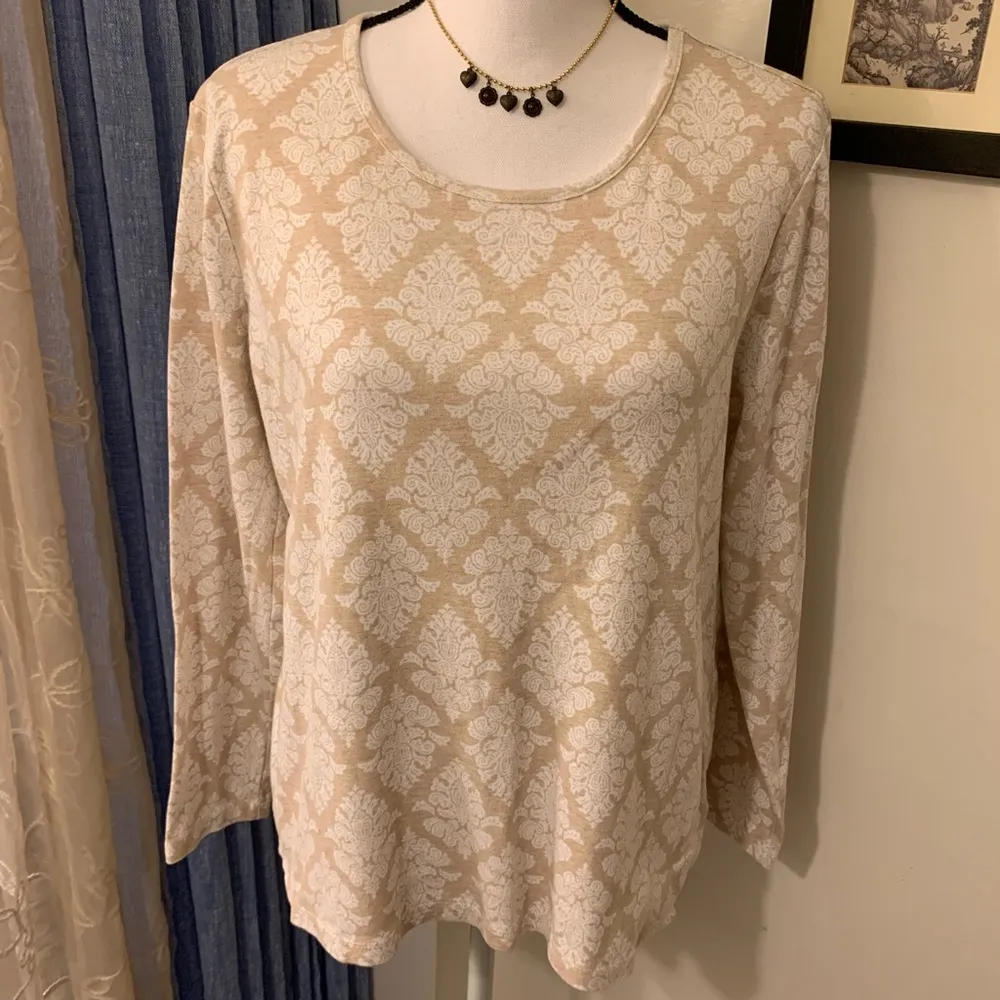 White Stag Oatmeal and White Printed Top - Image 2