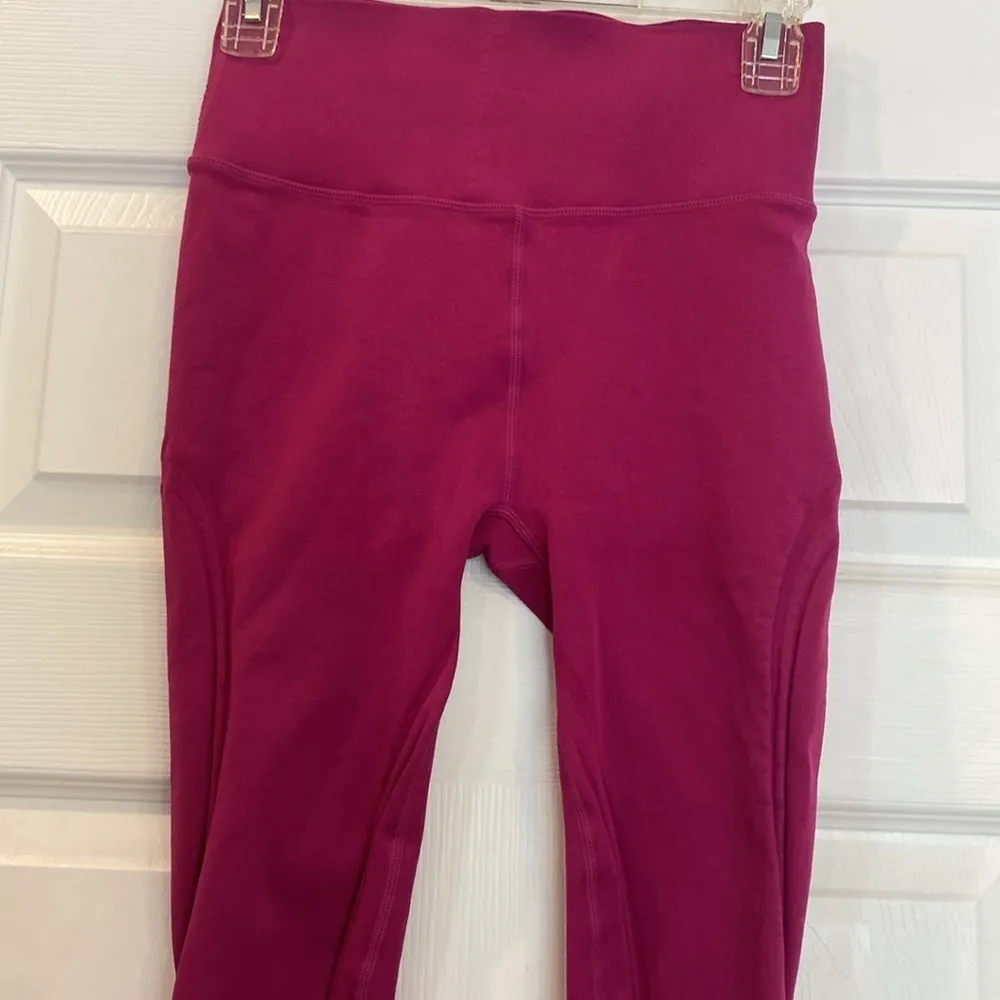Sculptknit leggings by Fabletics in pretty fuschia - Image 2