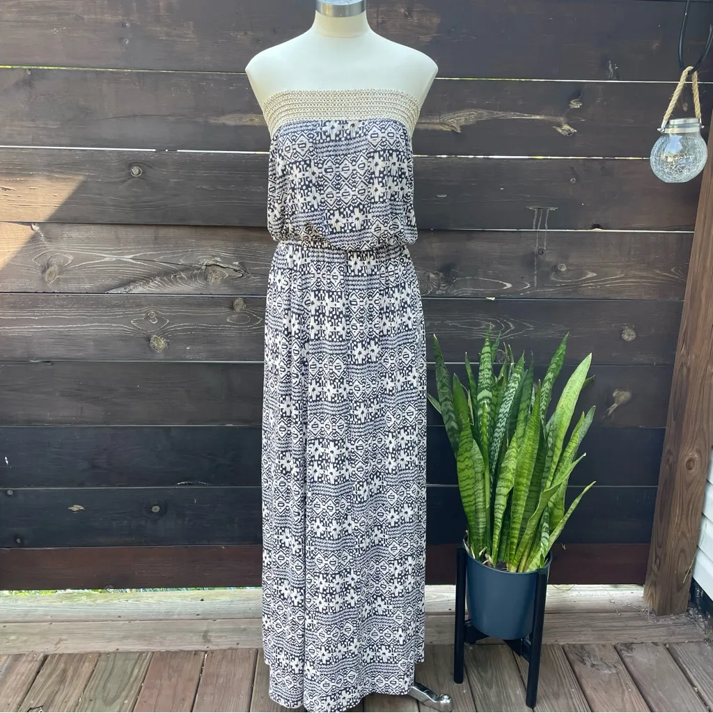 Bobeau Strapless Maxi Dress | Boho Print |‎ Size Medium - Image 2