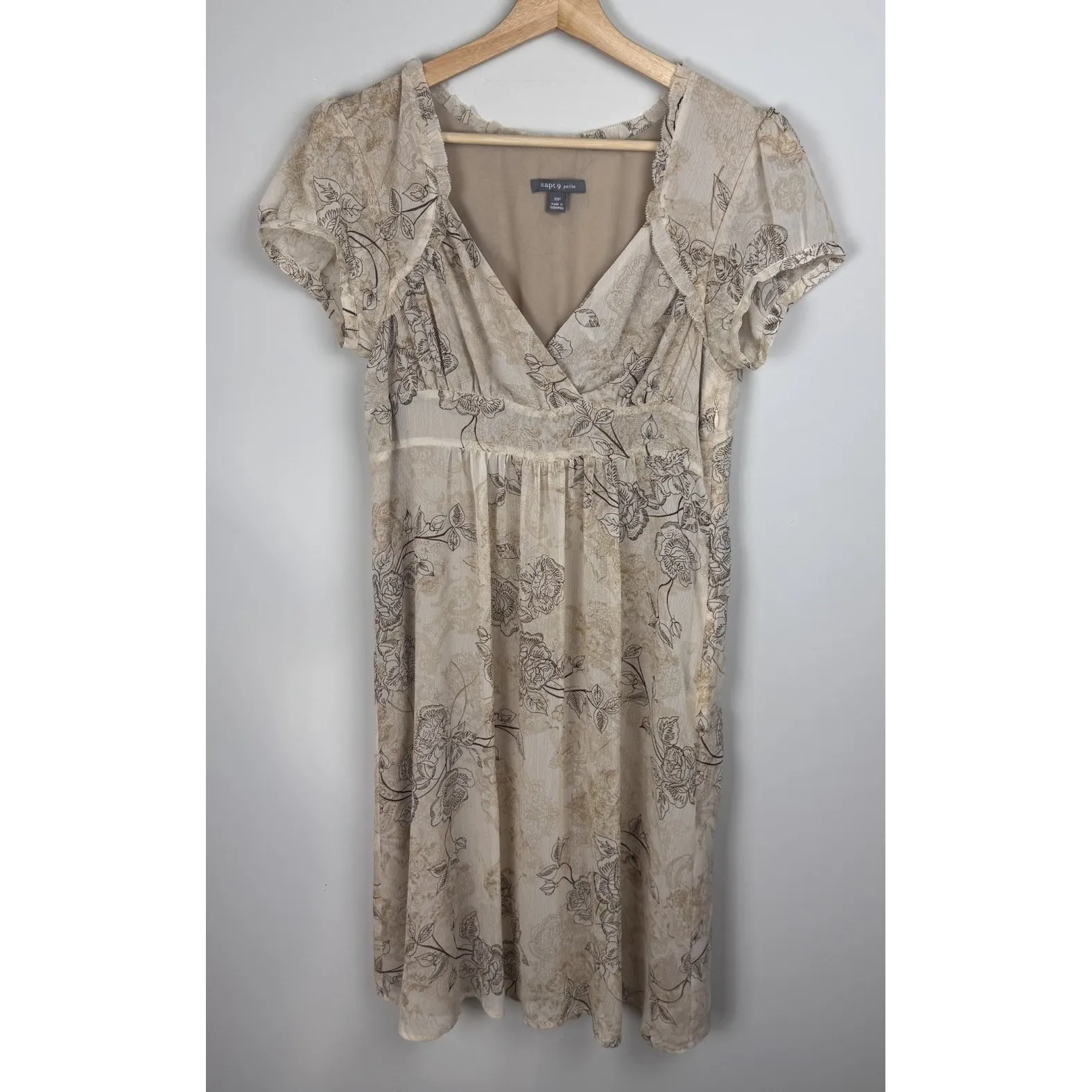 APT.9 tan 10P short sleeve dress Neutral Puff Sleeve Baby Doll Floral‎ Brown - Image 10