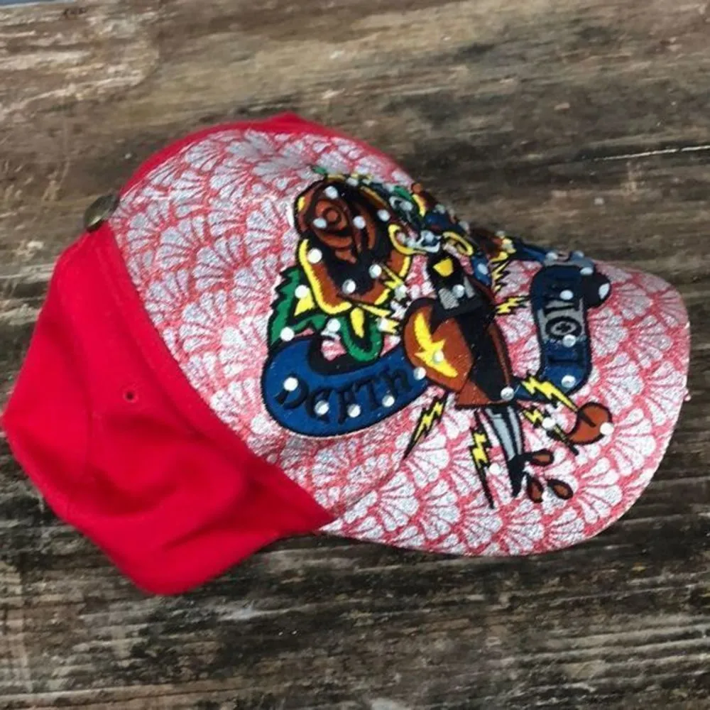 Love death bling red hat rose sequin - Image 5