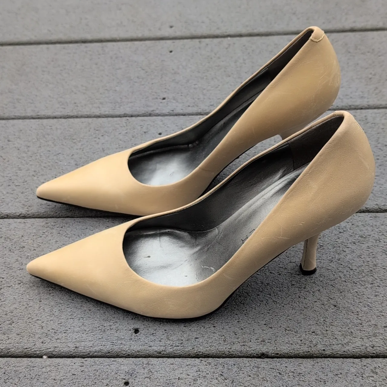 Marc Fisher Light Yellow Pumps | Marc Fisher Pointed Toe Heels - Image 4