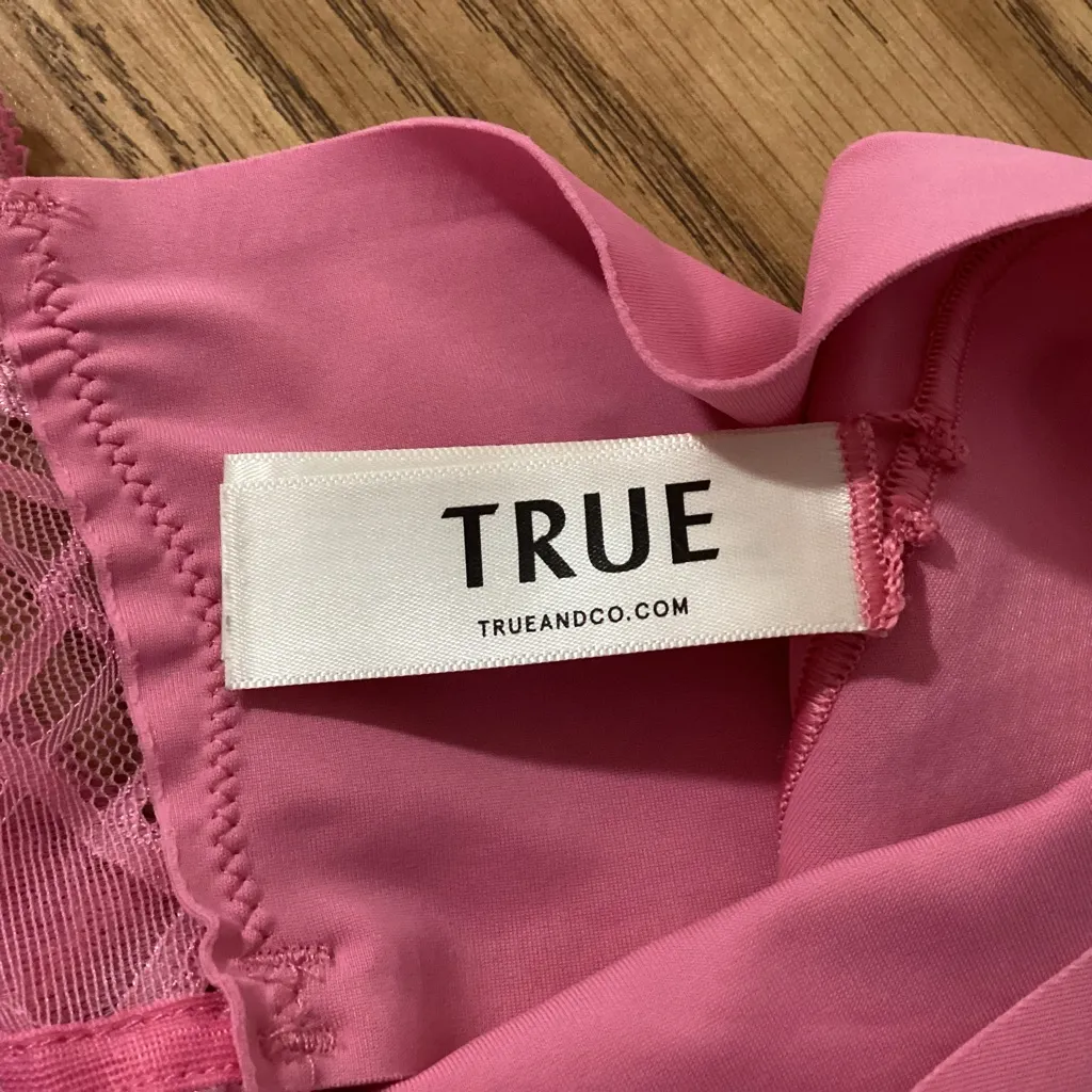 True And Co. Triangle Lace Racerback Bralette Size Large Pink - Image 4