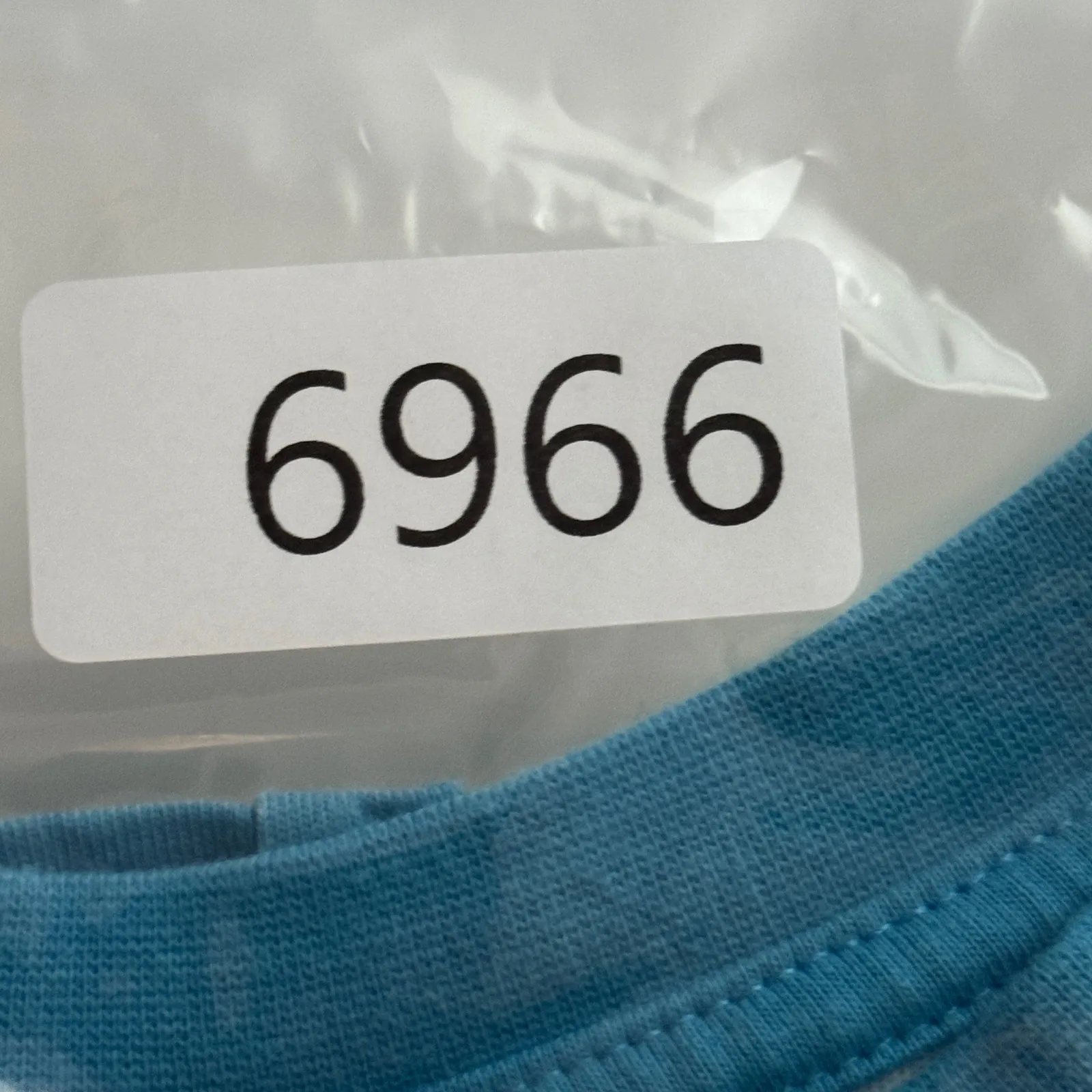 Mickey & Co Shirt Womens Large Organic Cotton Minnie‎ Mouse Crop Graphic Tee Blue - Image 10