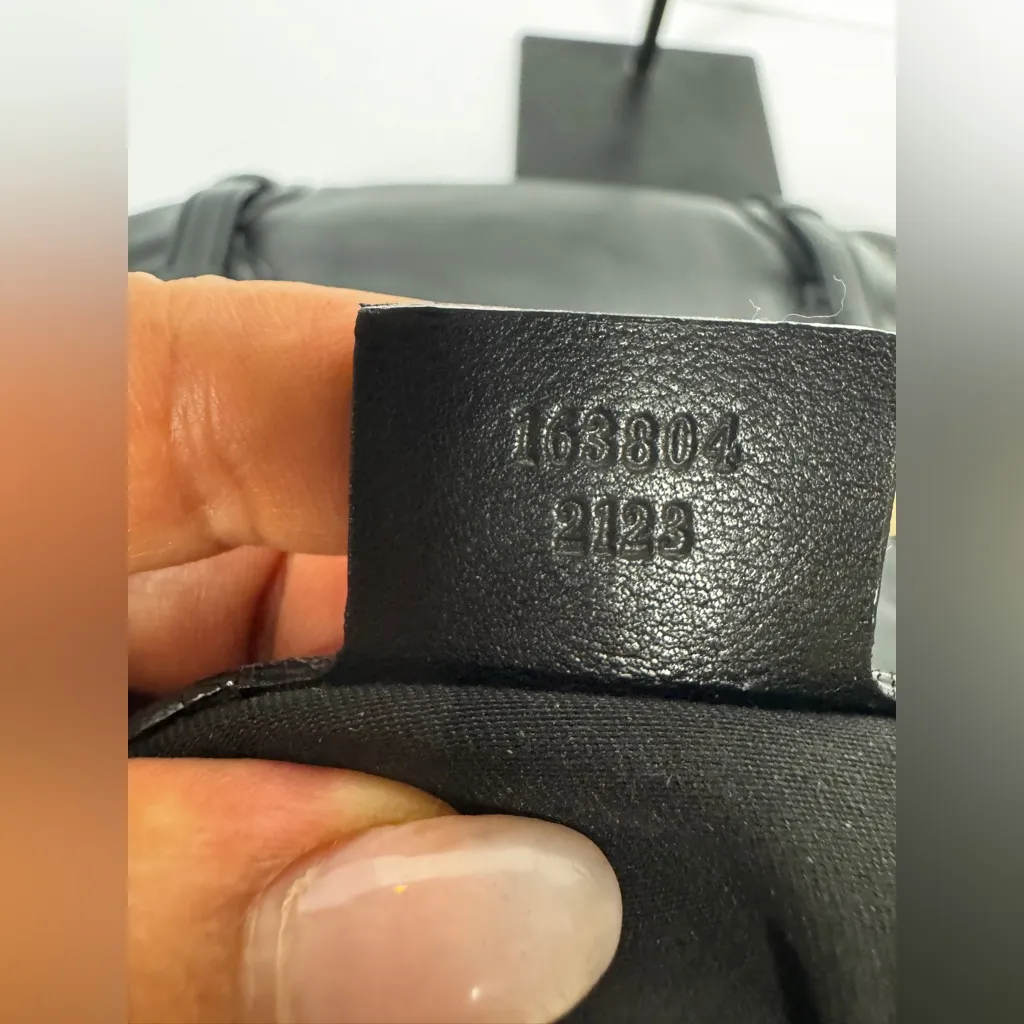 GUCCI Vintage BLACK LEATHER 85TH ANNIVERSARY GG MONOGRAM HOBO BAG - Image 9