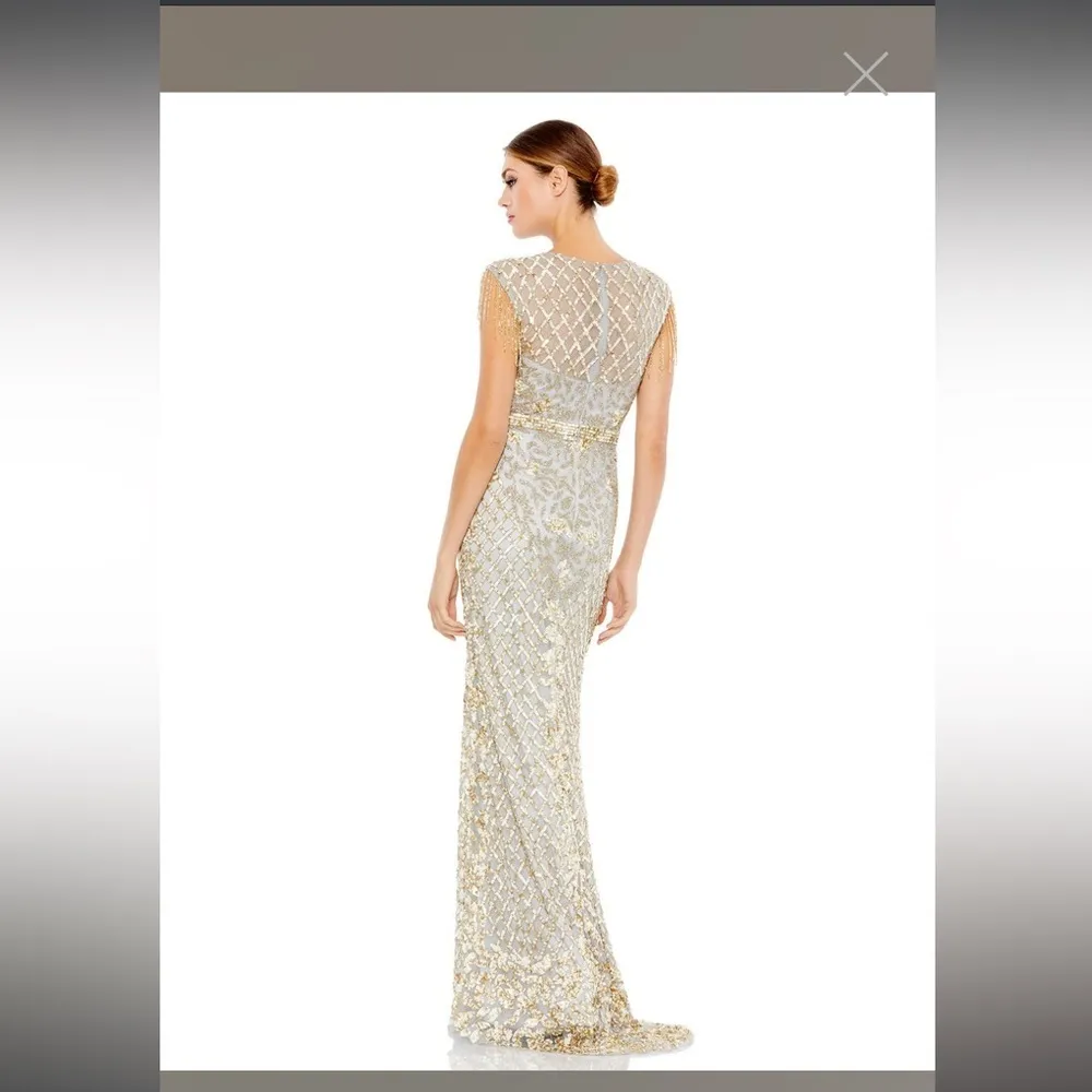 MAC DUGGAL EMBELLISHED BEADED SEQUINED FRINGE CAP SLEEVE GOWN SZ 8 Platinum Gold - Image 3