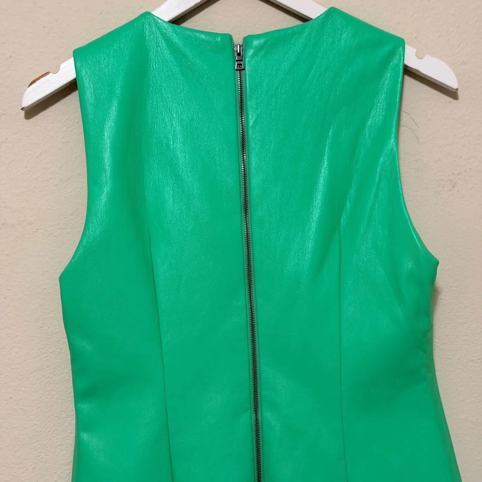 Alice + Olivia Coley Faux Leather Mini Dress Size 2 in Garden Green Holiday NYE - Image 4