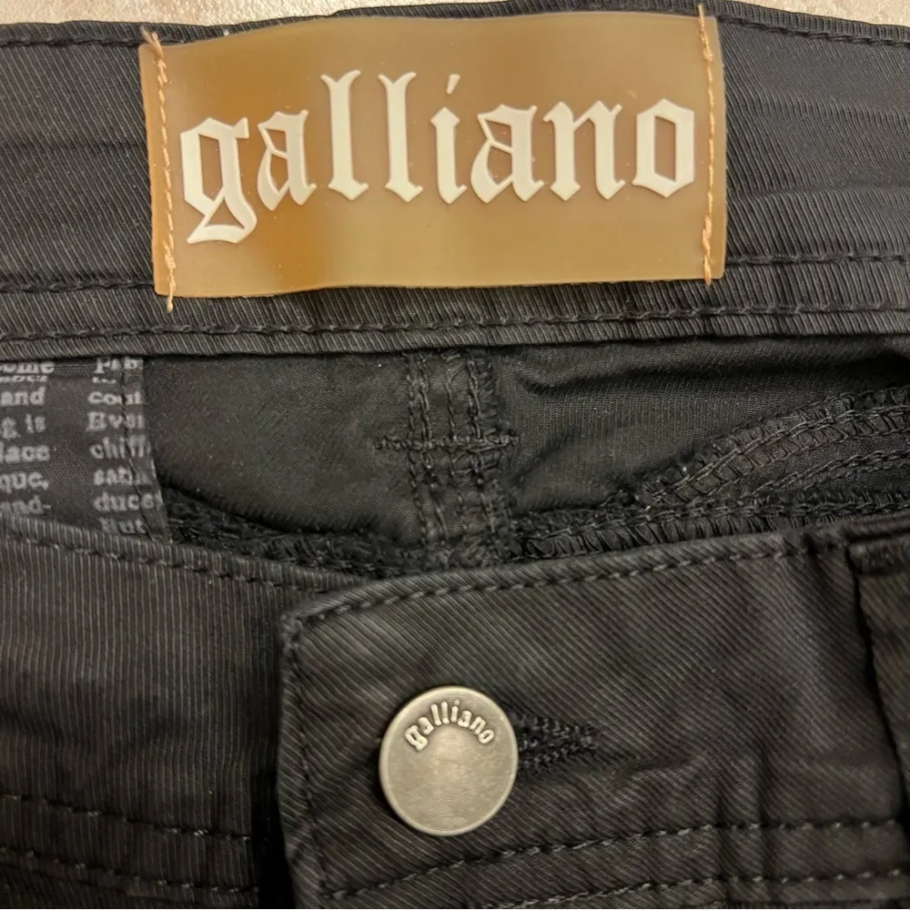 Galliano authentic black denim pants, split hem with buttons, low waist, size 27 - Image 4