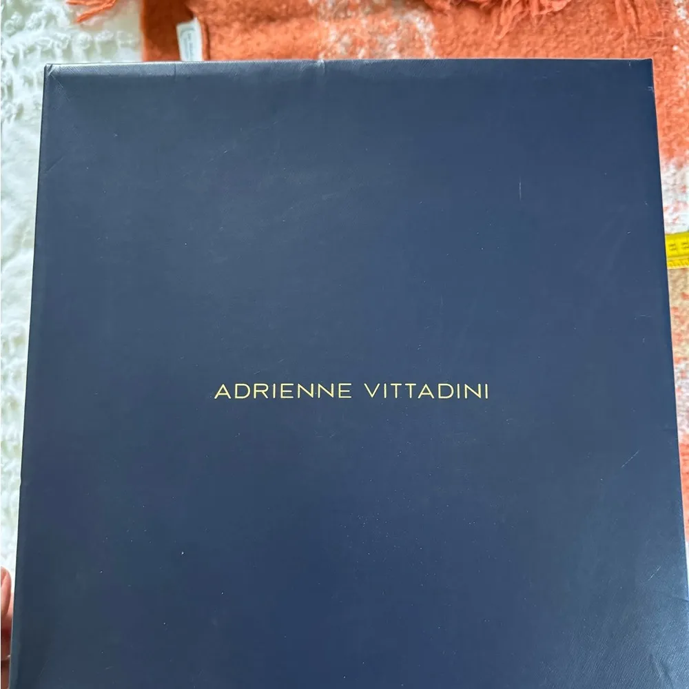 NWOT Adrienne Vittadini Leather Booties - Image 6