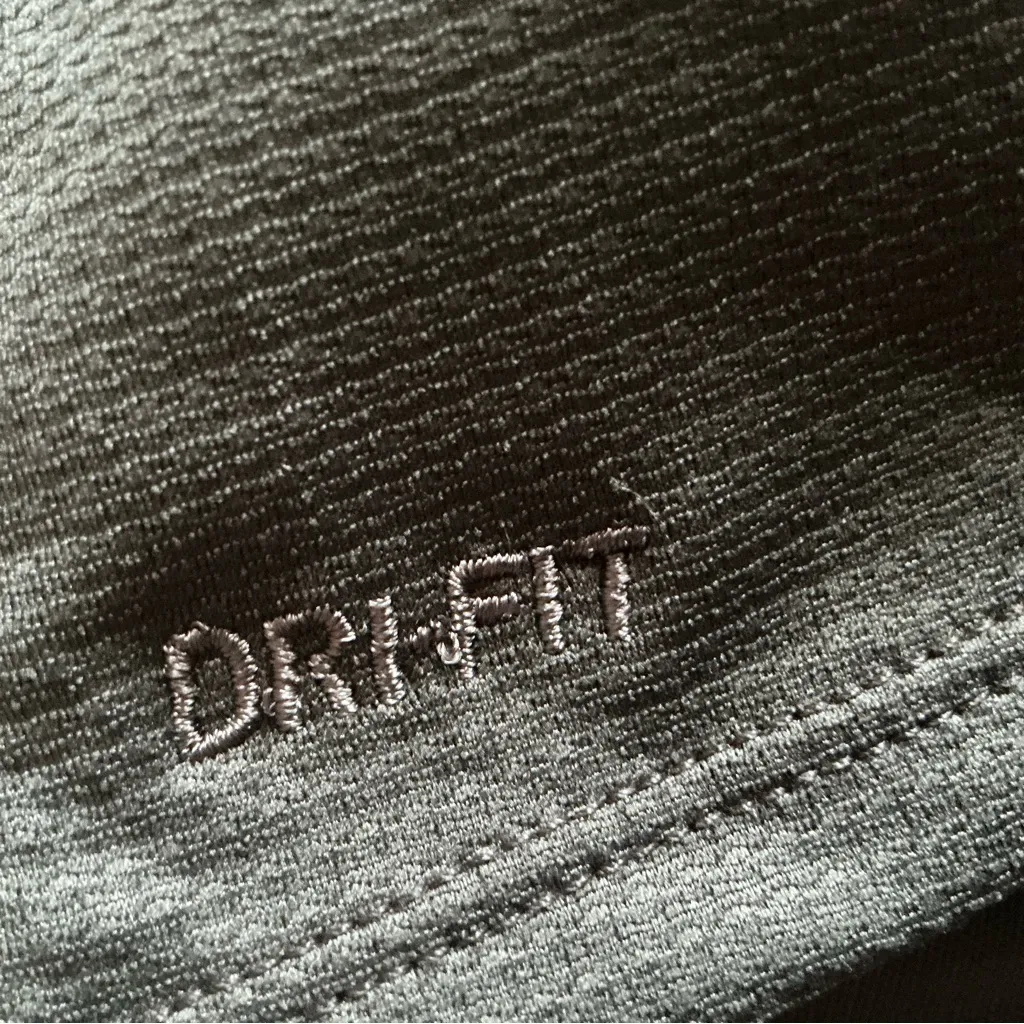 Nike cycling jersey biking shirt bike cycle athletic grey sphere women’s small - Image 5