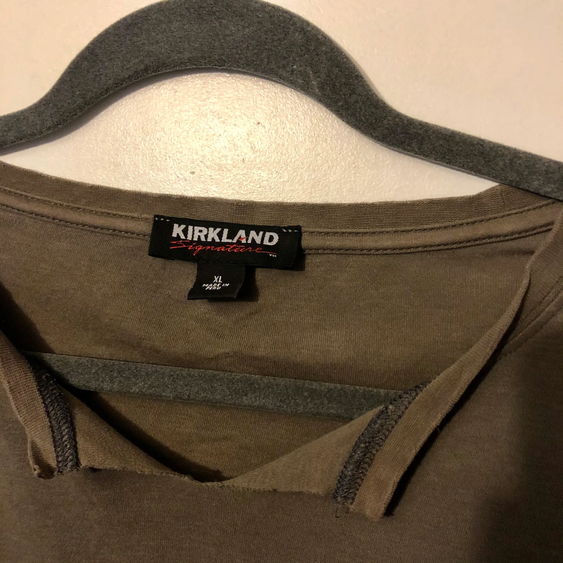 Kirkland Signature Tan Cropped Shirt - Image 2