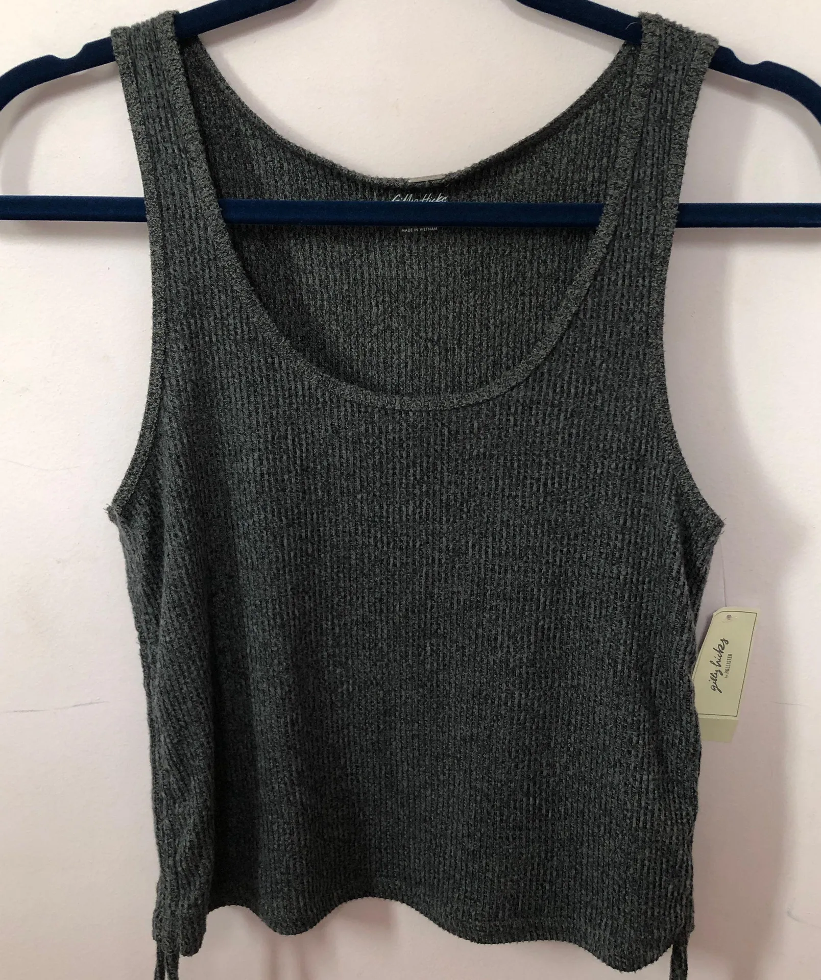 by Hollister Ruched Drawstring Gray Ribbed Cropped Tank - Image 2