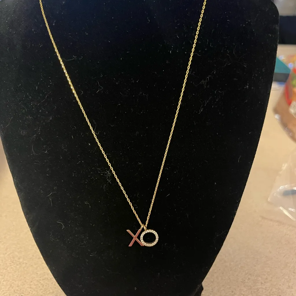 ESTELLA BARTLETT POSITIVE VIBES XO GOLD NECKLACE - Image 3