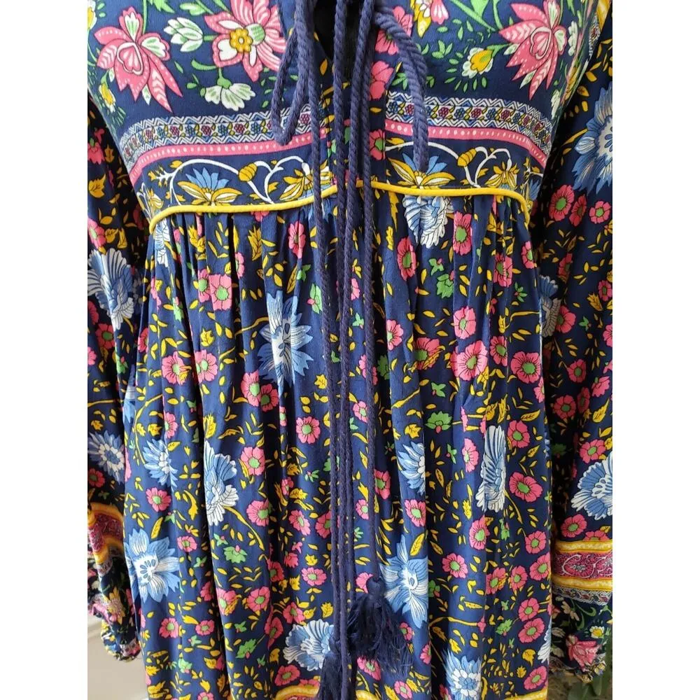 R. Vivimos Women Multicolor Polyester V - Image 3