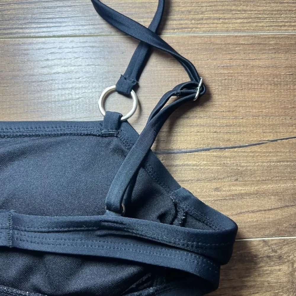 Xhilaration Women's Ring Bralette Bikini Top Black Adjustable Strap Padded Small - Image 9