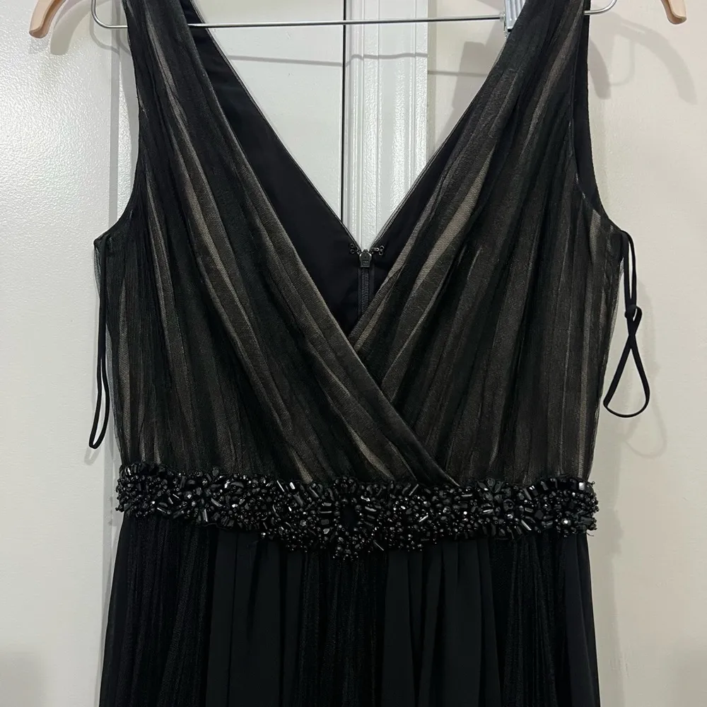 Badgley Mischka Black Embellished Waist Pleated Gown Size 6 US $795 - Image 3
