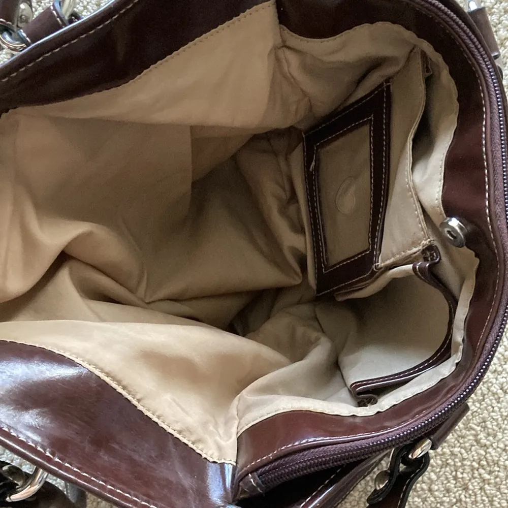 Giani Bernini Shoulder Bag Medium Tote Classic Initial Tan Brown Y2K Like New - Image 7