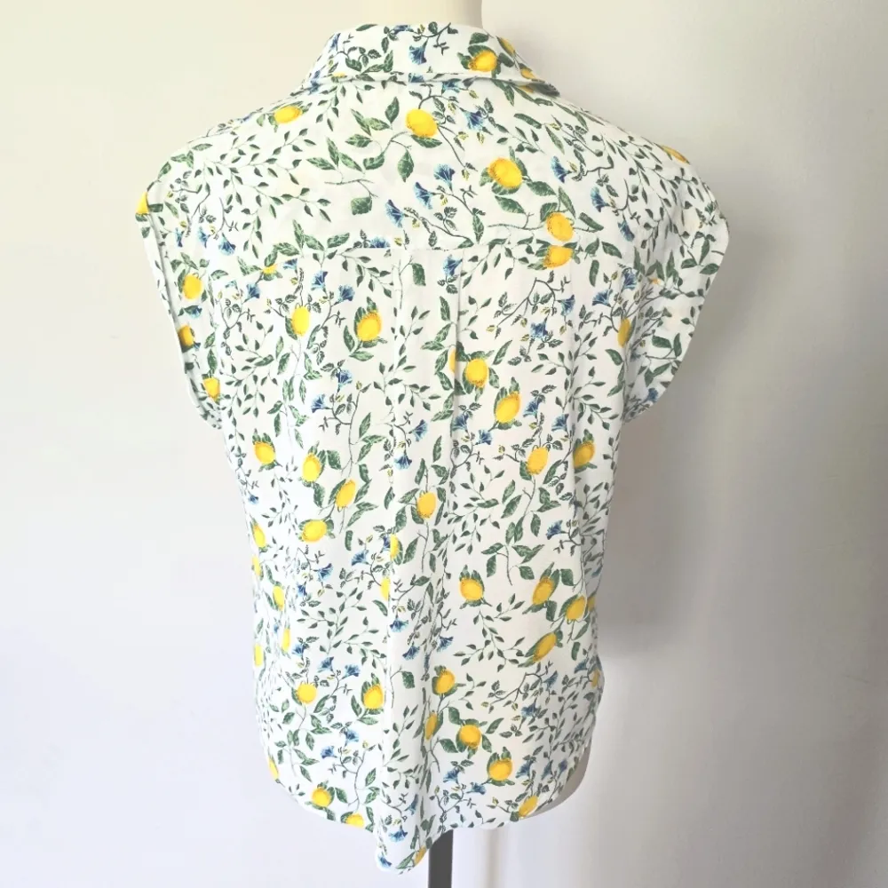 Cooper & Ella White Citrus Floral Button Down Size Small - Image 5