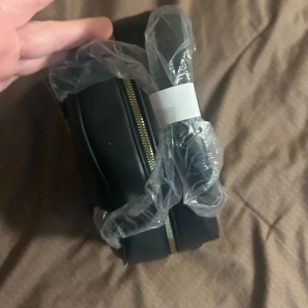 London Fog Black satchel - Image 7