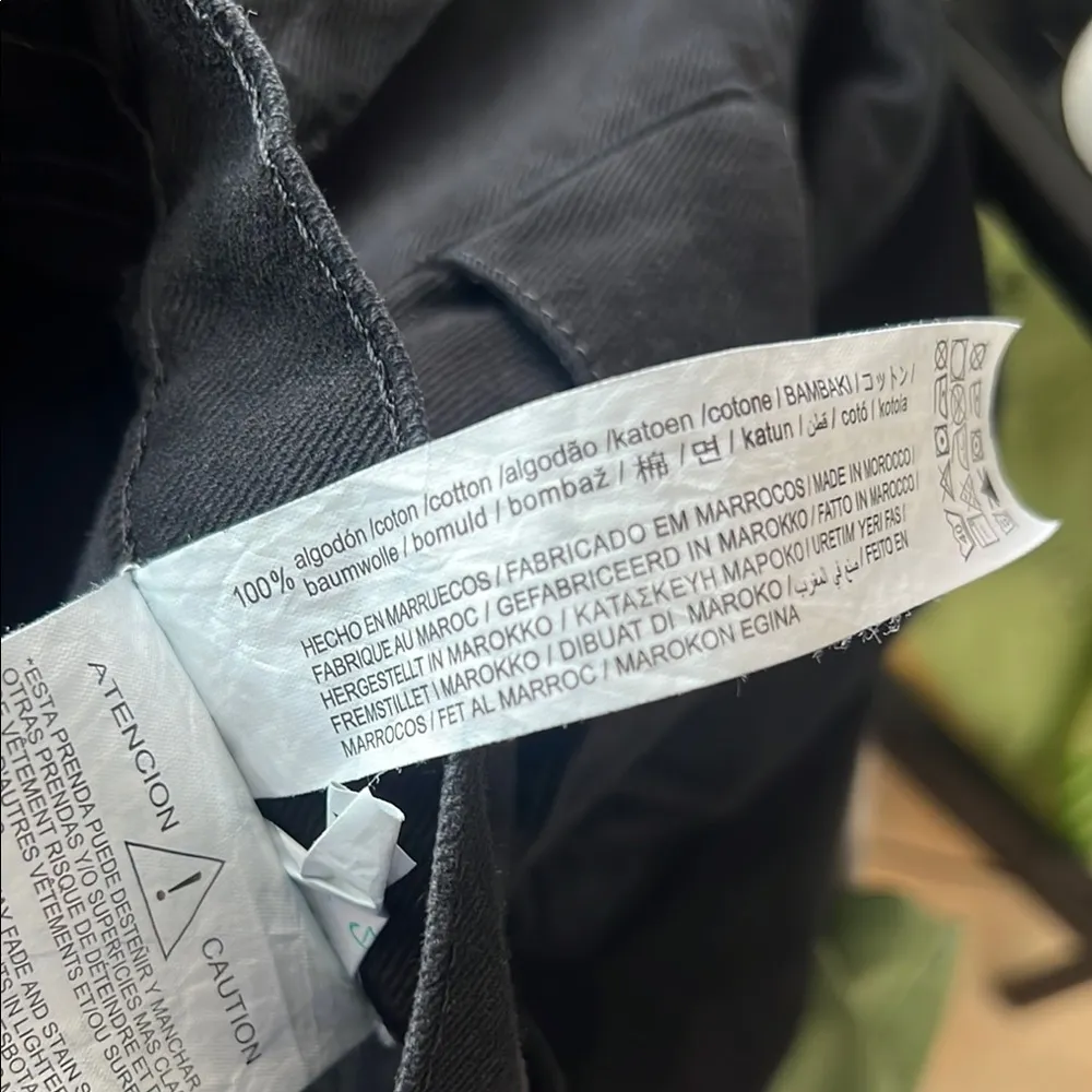 NWOT Zara Baggy Oversized Black Cargo Multipocket Jeans sz 32 - Image 6