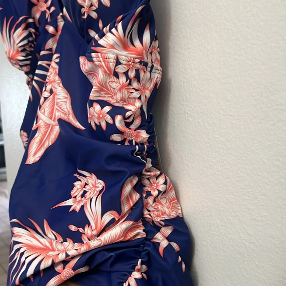 New 4X Floral Print Swimsuit Features criss - Image 15