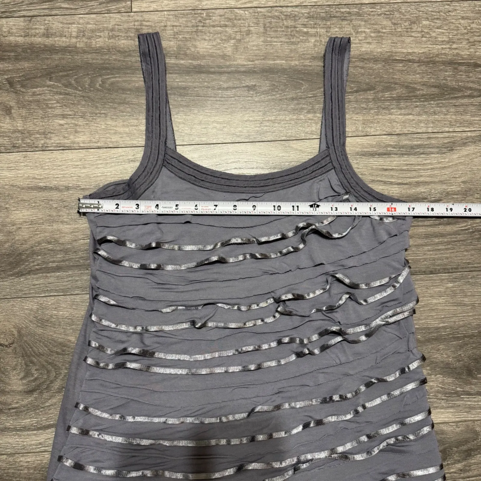 EXPRESS Women Y2K Gray Ruffle Tiered Tank Strap Lightweight Top Sz M with Ribbon - Image 8