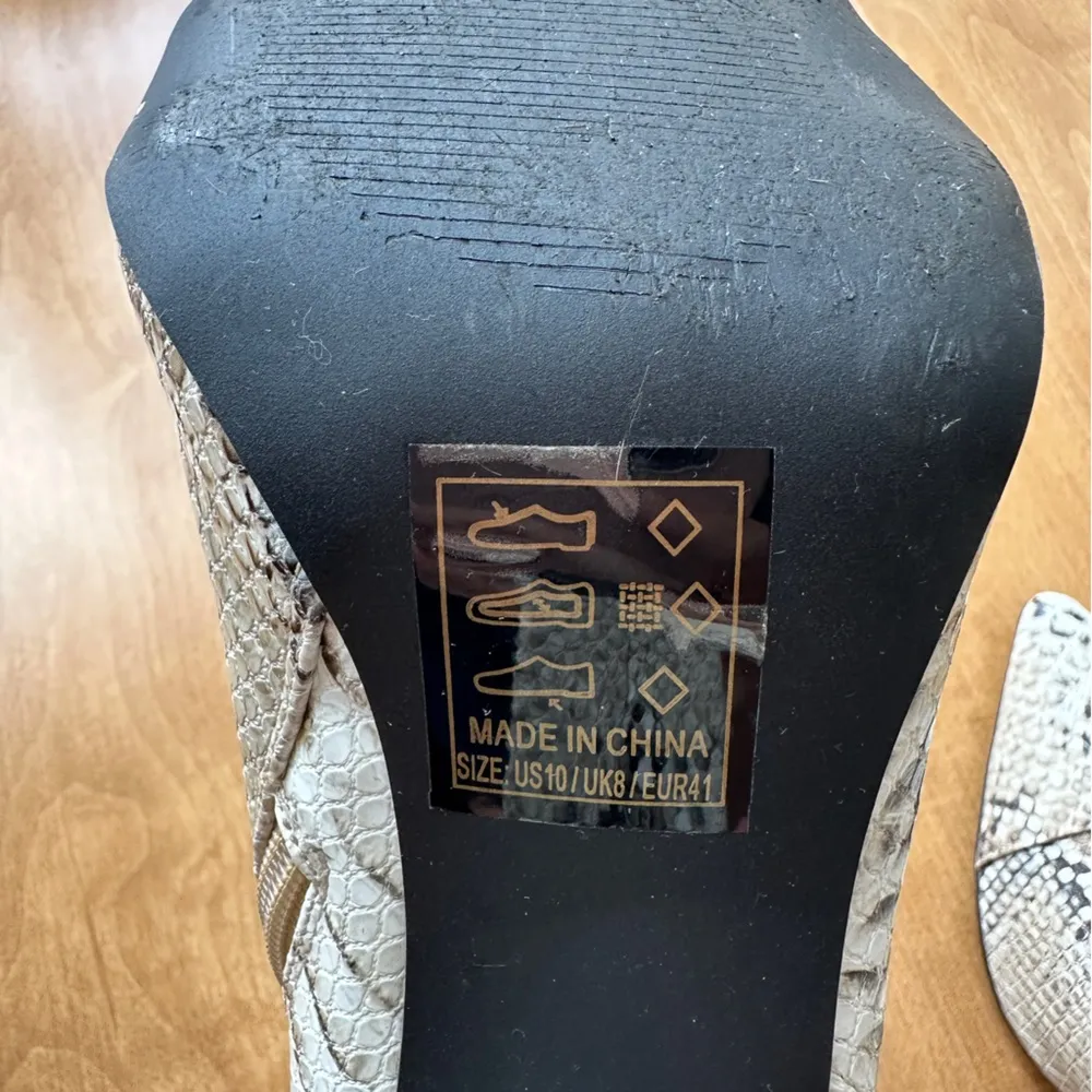 Qupid Snakeskin Heeled Pointed Toe Ankle Booties, Size 10 - Image 13