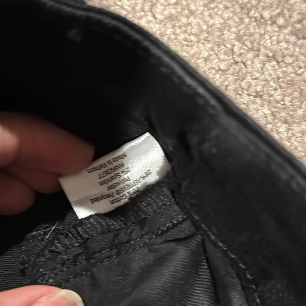 St. John’s Bay Black Straight Leg Jeans SIZE 8 - Image 4