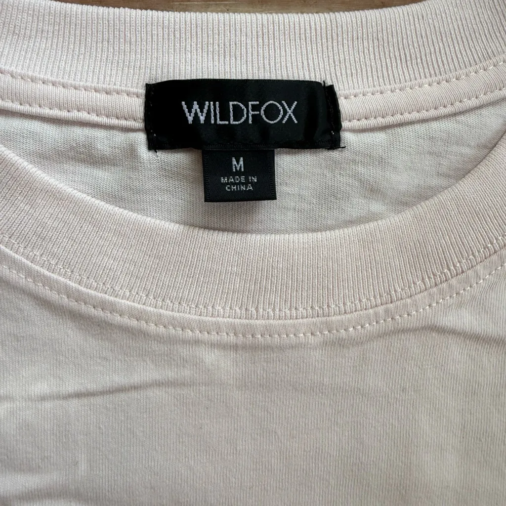 Wildfox “OFF LIMITS" on the front and "PLEASE DON'T HUG ME" on the back size m - Image 2