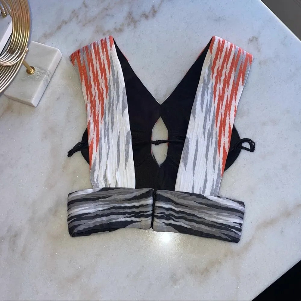 Alexander Wang Accordion Pleated Criss Cross Top in Pavement Woven - Image 11