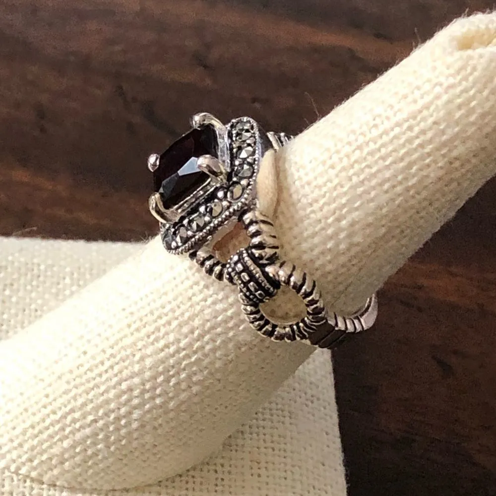 Cushion Cut Garnet Marcasite Metalwork Sterling Silver Ring Sz 6-1/2 - Image 12