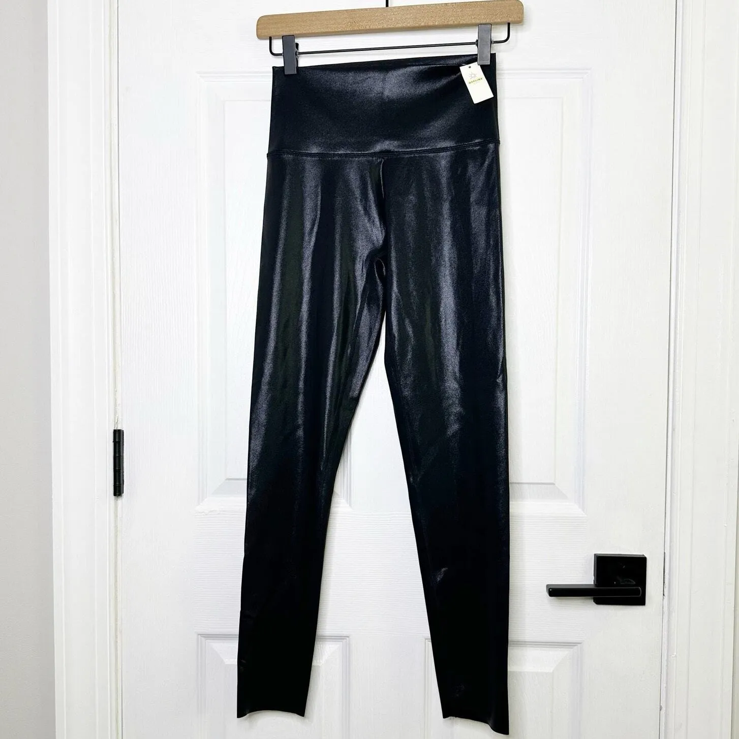 Aerie OFFLINE High Waisted Black Crackle Sparkle Leggings Size S Athleisure - Image 2