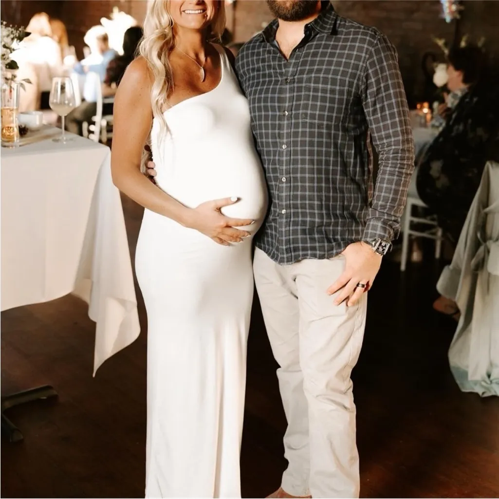 Bumpsuit The Sarah One Shoulder Maternity Maxi Dress in White Size undefined - Image 10