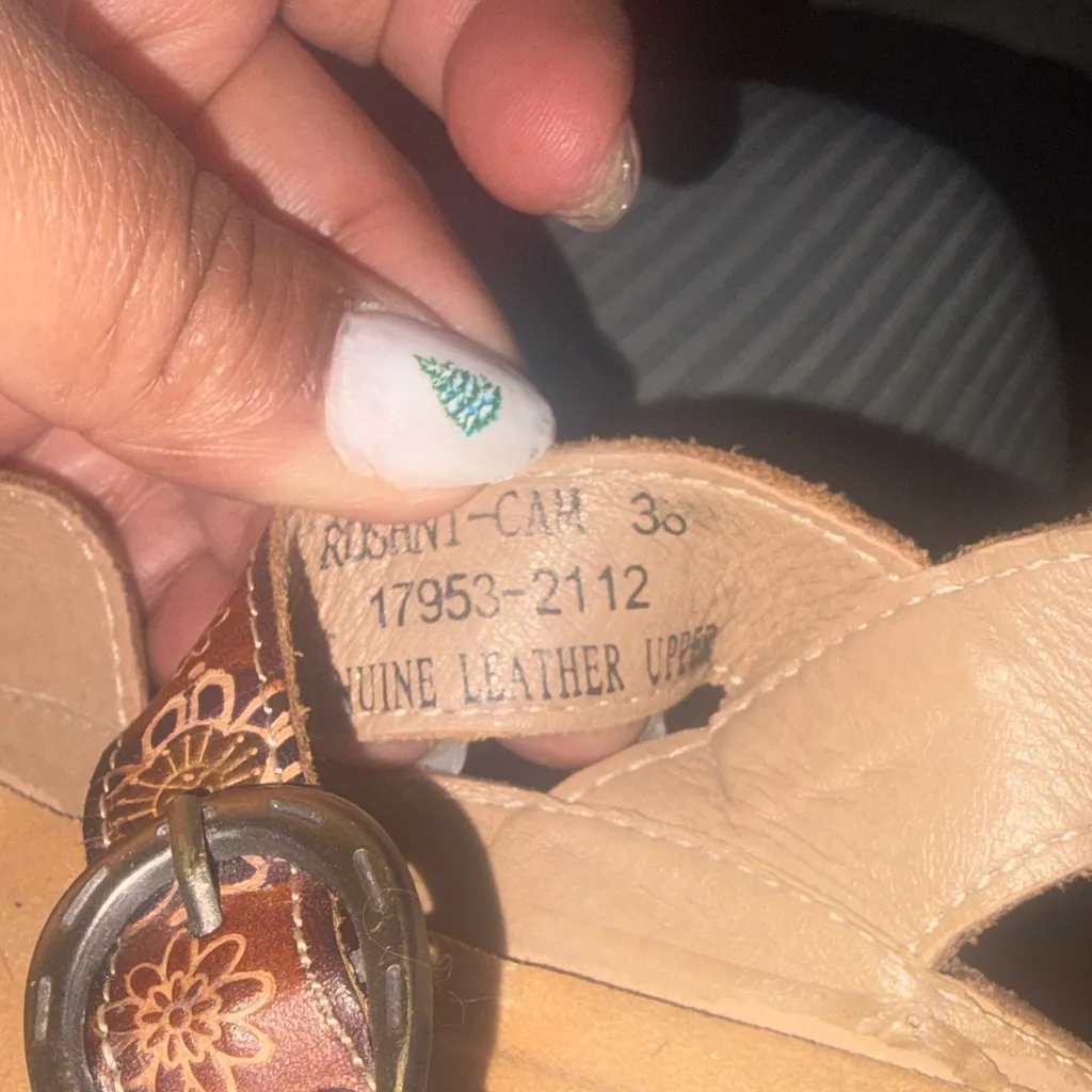 L'ATISTE Brown Embroidered Sandals - Image 13