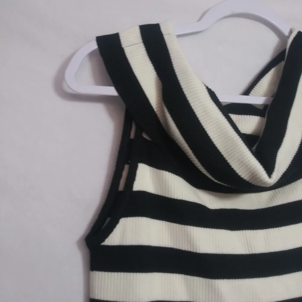 Broadway 38 Striped Knit Black and White Cowl Neck Contemporary Women's Top Sz L Size L - Image 2