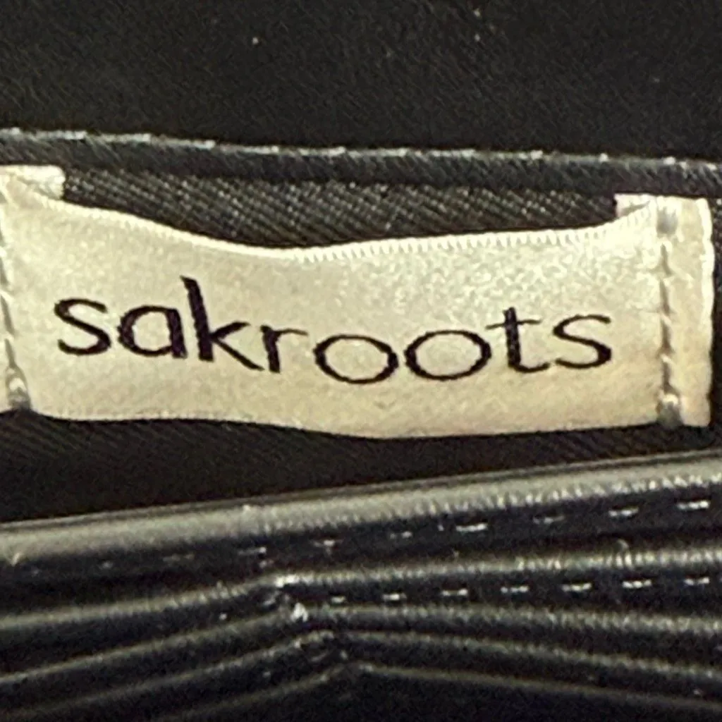 SakRoots black embossed leather large smartphone wallet NWOT 8x4.5" 10oz - Image 6