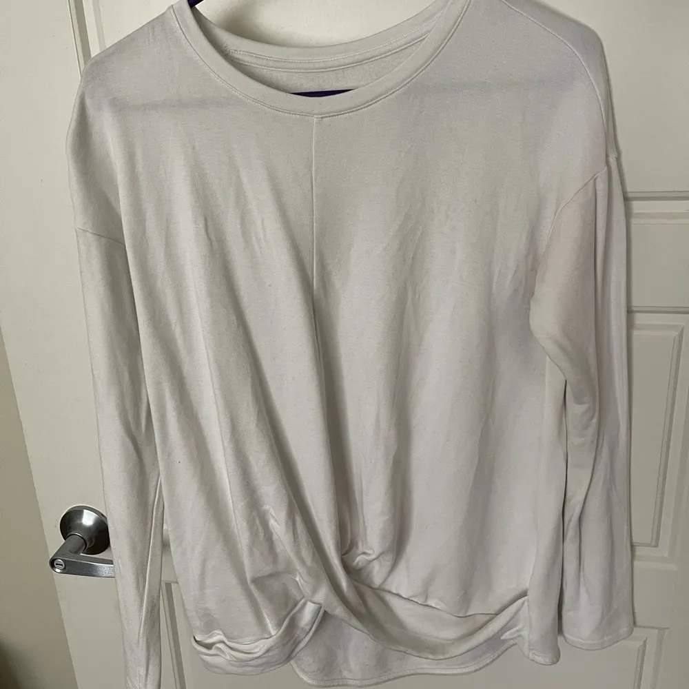 Lou & Grey Signaturesoft Plush Twist Front Top - Image 2